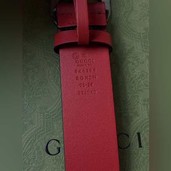 Gucci Red Rosso Leather Belt with Silver GG Logo Buckle - Picture 8 of 8
